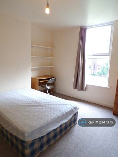 6 Bedroom Semi-Detached House To Rent In Egerton Road, Manchester, M14