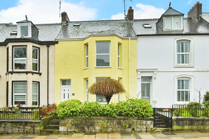 5 Bedroom Terraced House For Sale In Devonport Road, Plymouth, PL3