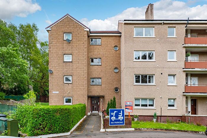 3 Bedroom Flat For Sale In Parkneuk Road, Giffnock, Glasgow, G43