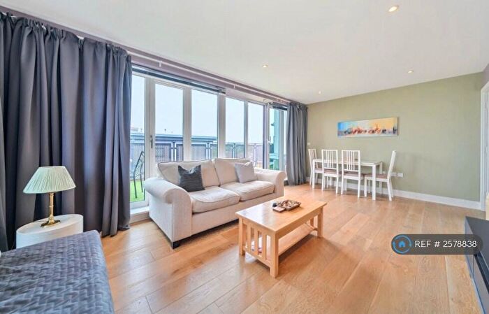 2 Bedroom Penthouse To Rent In Uno Apartments, Bromley, BR1