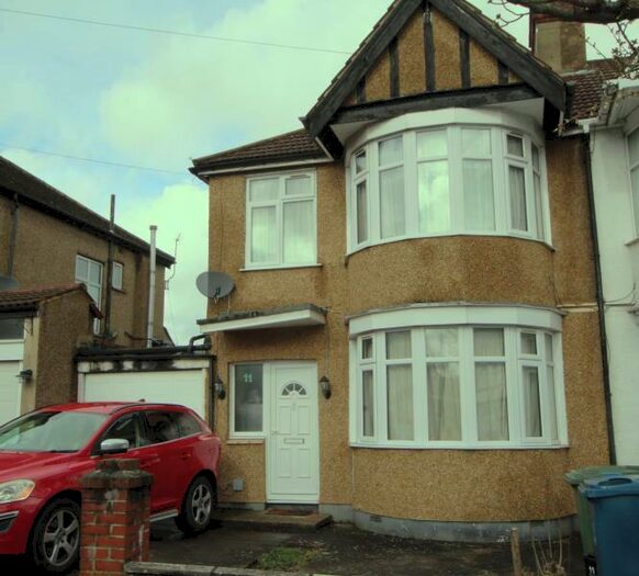 3 Bedroom Terraced House To Rent In Alicia Avenue, HA3