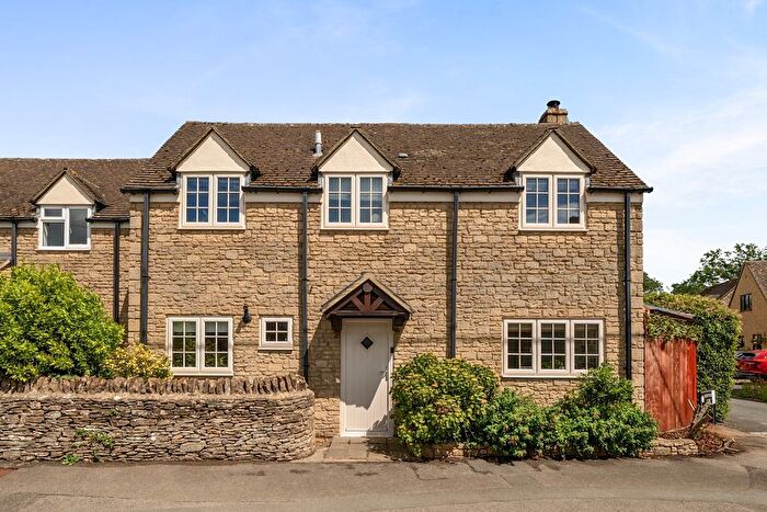 4 Bedroom Detached House For Sale In Station Road, Brize Norton, Oxon, OX18