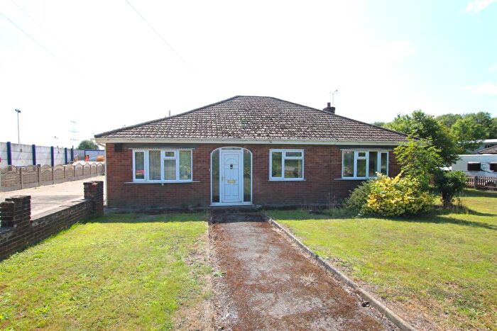3 Bedroom Detached Bungalow For Sale In Boundary Lane, South Hykeham, Lincoln, LN6