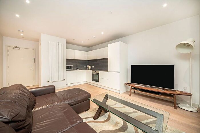 Studio For Sale In Corsair House, Pontoon Dock, E16