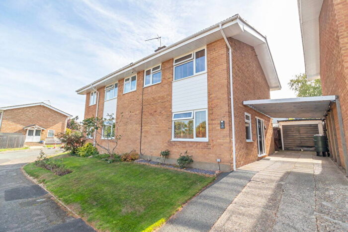 3 Bedroom Semi-Detached House For Sale In Meadow View, Potterspury, Towcester, NN12
