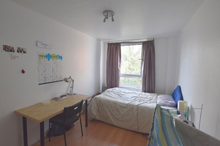 5 Bedroom Property To Rent In Flat Frank Soskice House, Clem Attlee Court, London, SW6