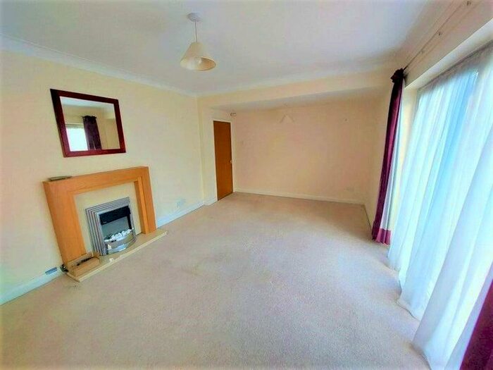 3 Bedroom Detached House To Rent In Darnley Road, Birmingham, B16