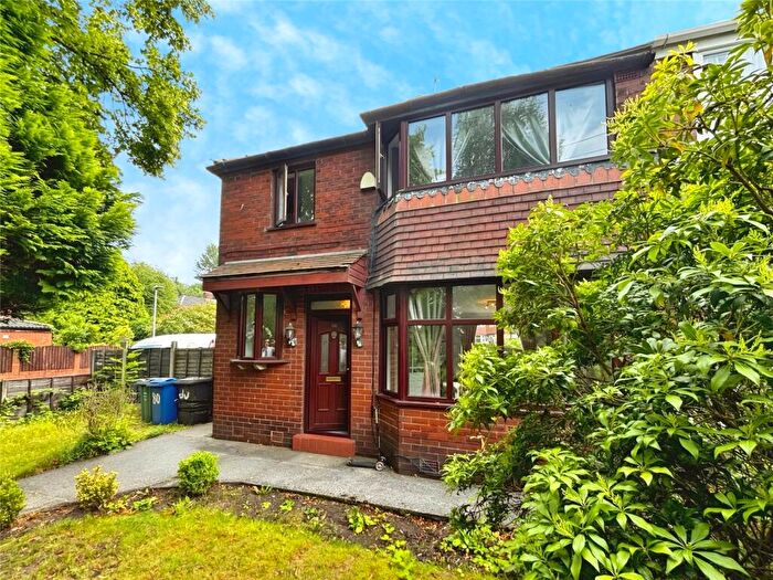 3 Bedroom Semi-Detached House For Sale In Thatch Leach Lane, Whitefield, Manchester, Greater Manchester, M45
