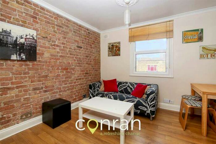 2 Bedroom Apartment To Rent In Blackheath Road, Greenwich, SE10