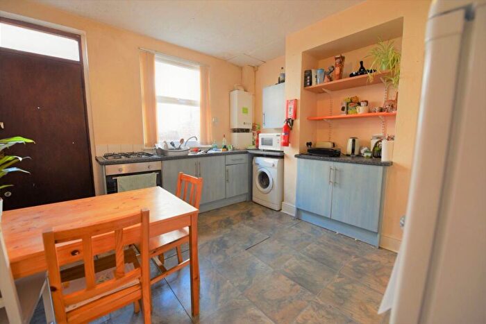 3 Bedroom House To Rent In Burley Lodge Terrace, LS6