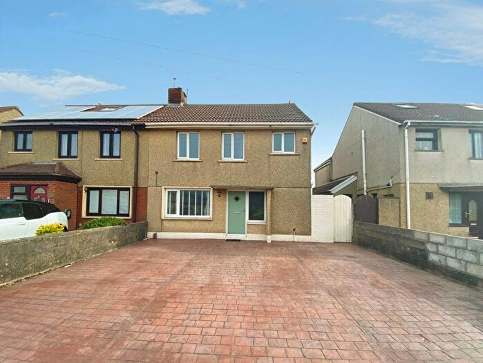 3 Bedroom Property To Rent In Tir Morfa Road, Port Talbot, SA12