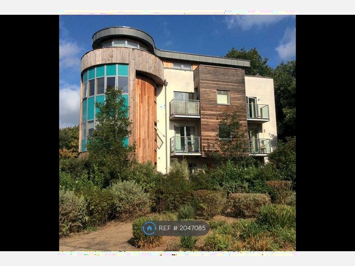 2 Bedroom Flat To Rent In Park View, Lewisham, SE13