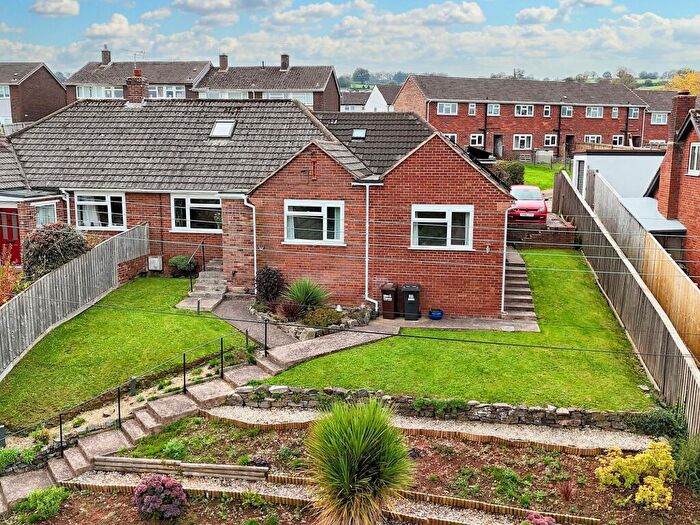 4 Bedroom Semi Detached House For Sale In Branscombe Road, Tiverton, EX16