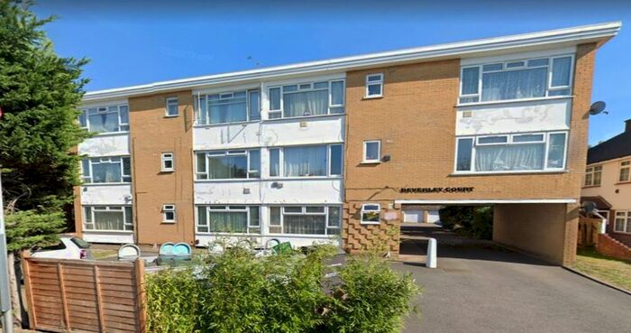 Studio To Rent In Beverley Court, Wellington Road South, Hounslow, TW4