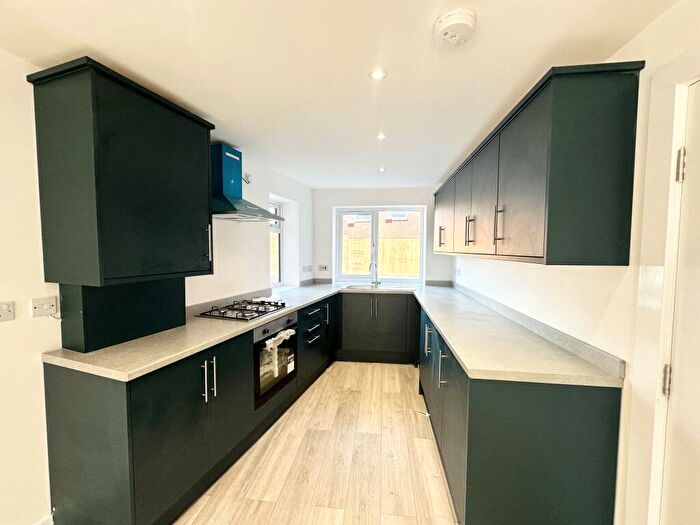 3 Bedroom House To Rent In Bolsover Street, Hucknall, NG15