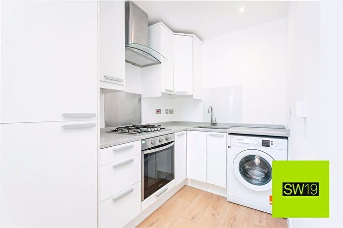 1 Bedroom Flat For Sale In Fortescue Road, London, SW19