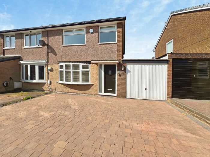 3 Bedroom Semi-Detached House To Rent In Thornham Drive, Sharples, Bolton, BL1