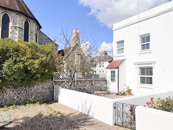 3 Bedroom End Of Terrace House For Sale In Warrior Square, Eastbourne, BN22