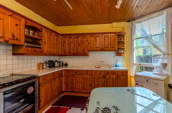 4 Bedroom End Of Terrace House To Rent In South Hill Avenue, South Harrow, Harrow, HA2