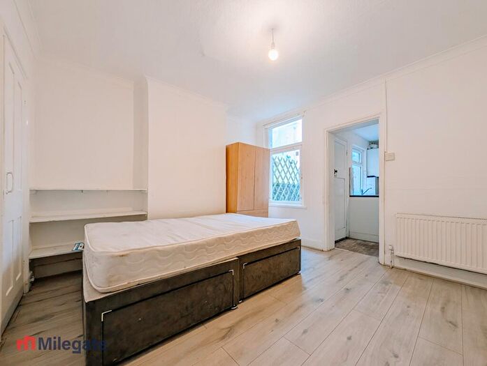 2 Bedroom House To Rent In High Street, Milton Regis, ME10