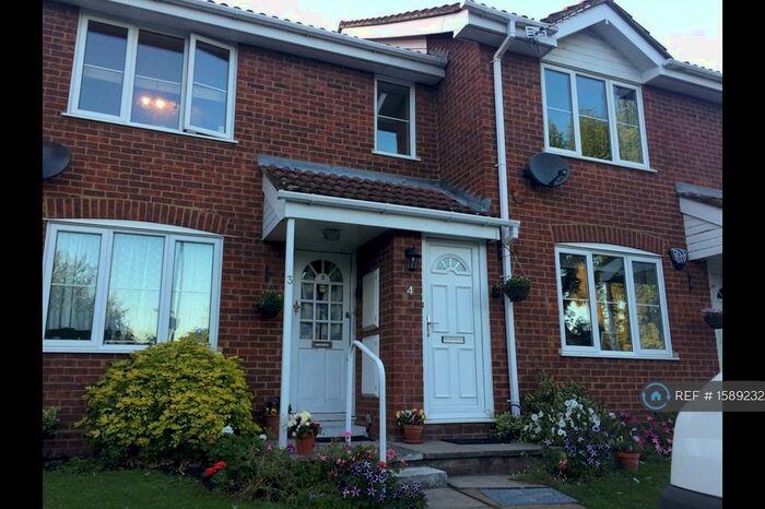 1 Bedroom Maisonette To Rent In St Gregory Close, Ruislip, HA4