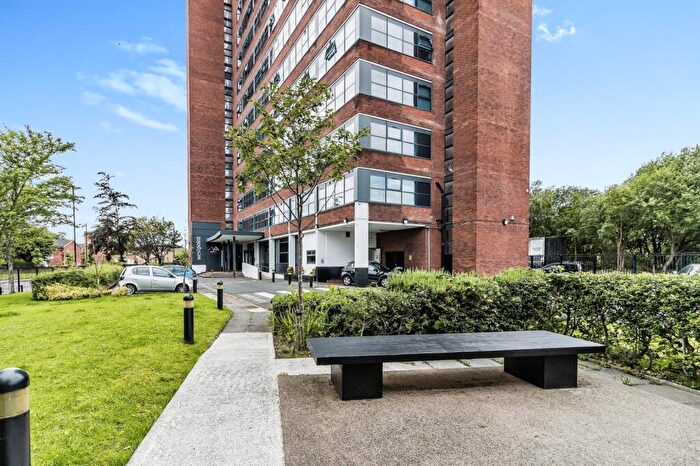 1 Bedroom Apartment To Rent In Chester Road, Old Trafford, Manchester, Greater Manchester, M16