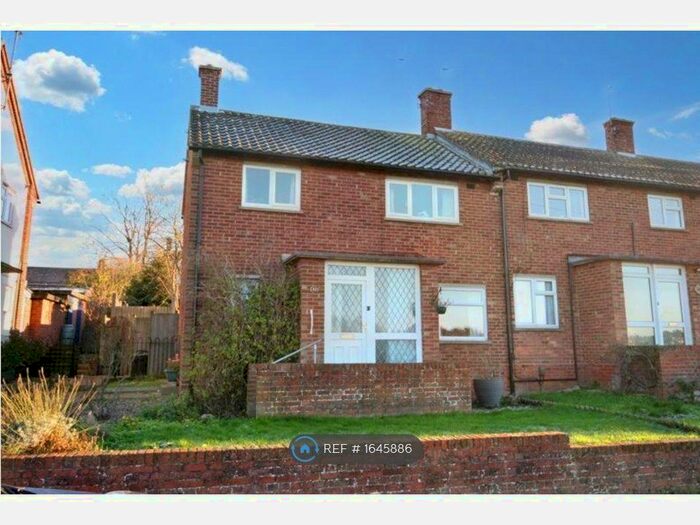 3 Bedroom End Of Terrace House To Rent In Lime Avenue, Colchester, CO4