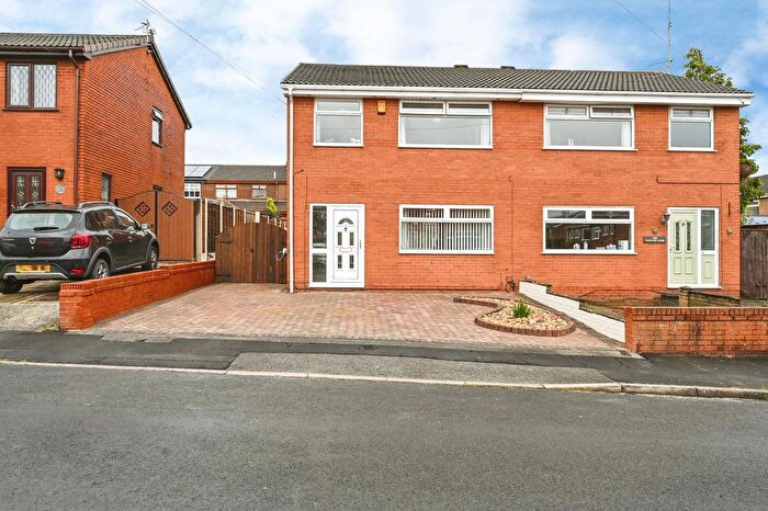 3 Bedroom Semi-Detached House For Sale In Woolton Close, Wigan, Lancashire, WN4