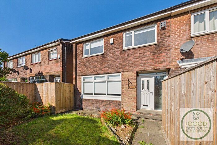 3 Bedroom Semi-Detached House To Rent In Eversley Crescent, Carley Hill, Sunderland, SR5