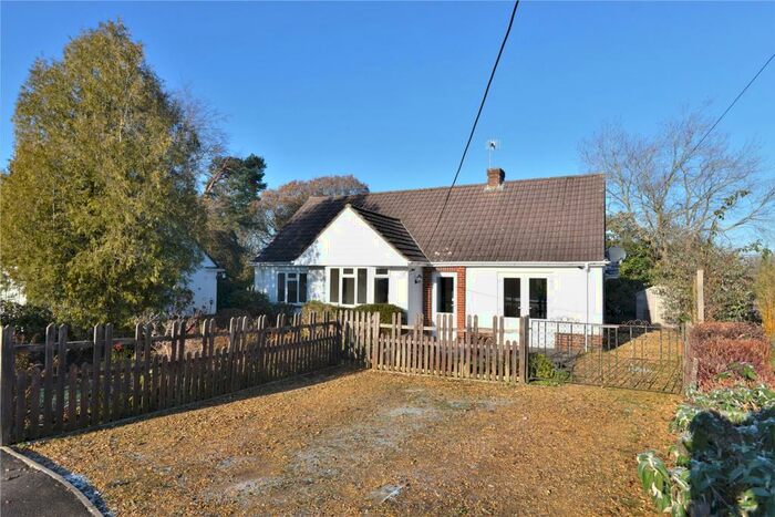 3 Bedroom Bungalow For Sale In Hatchet Close, Hale, Fordingbridge, Hampshire, SP6