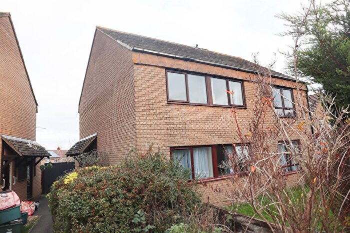 2 Bedroom Property To Rent In Cross Lanes, Pill, Bristol, BS20