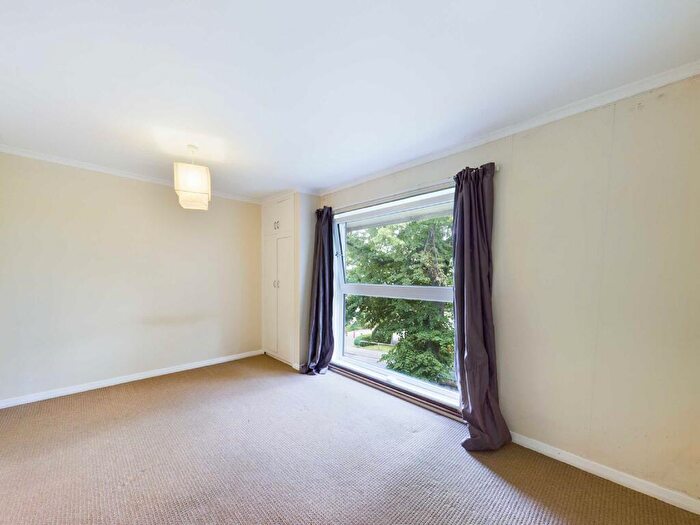 2 Bedroom Apartment To Rent In The Park, Cheltenham, Gloucestershire, GL50