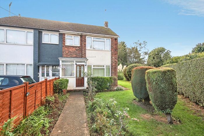 3 Bedroom Semi Detached House For Sale In Langdale Avenue, Holbrooks, Coventry, CV6