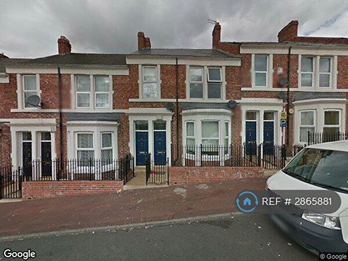 2 Bedroom Flat To Rent In Trevethick Street, Gateshead, NE8