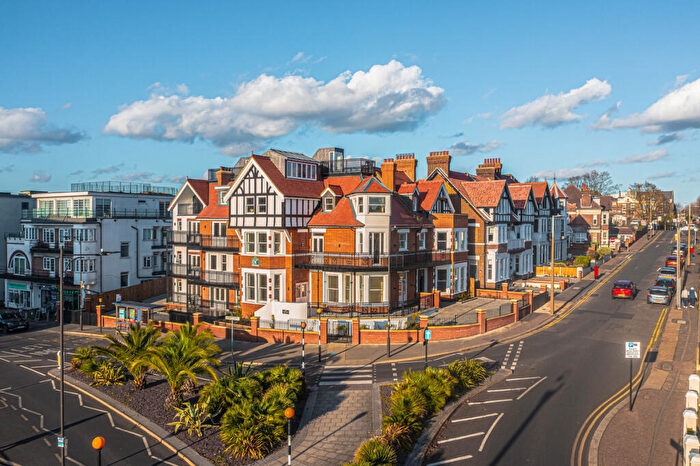 2 Bedroom Apartment To Rent In Station Road, Westcliff On Sea, SS0