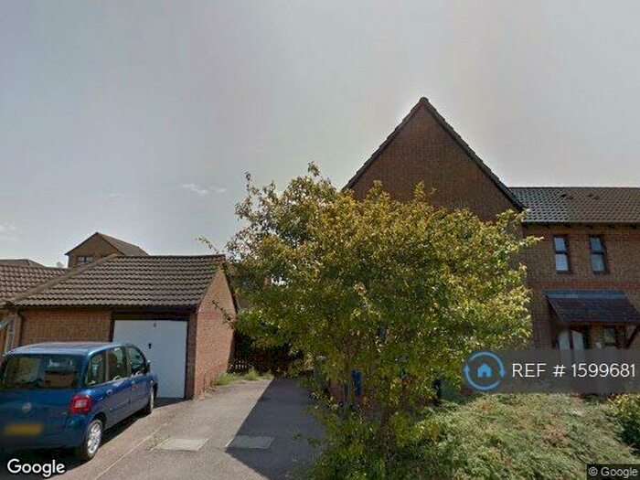 3 Bedroom End Of Terrace House To Rent In Wynyard Court, Oldbrook, Milton Keynes, MK6