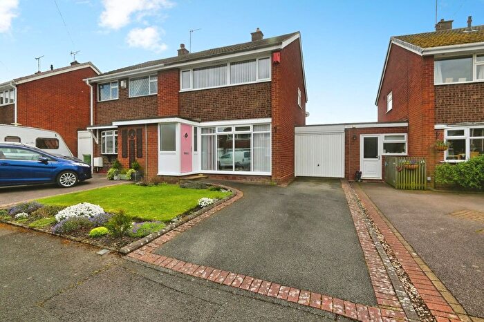 3 Bedroom Semi-Detached House For Sale In Appian Close, Two Gates, Tamworth, Staffordshire, B77