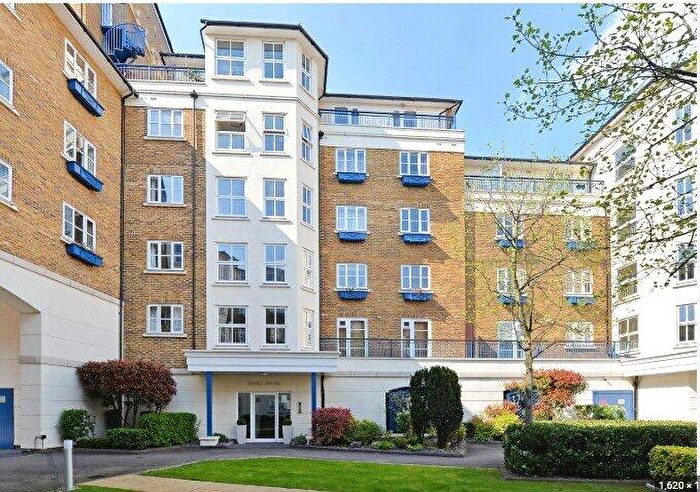 1 Bedroom Apartment To Rent In Drake House, London, E14