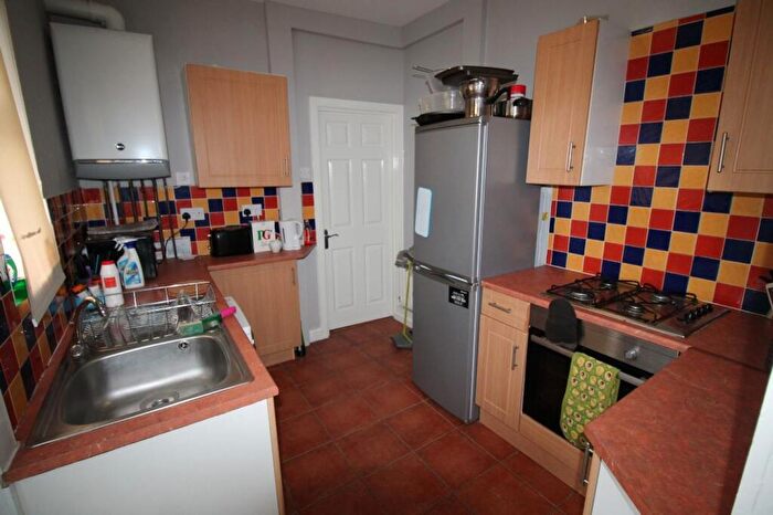 3 Bedroom Flat To Rent In Shortridge Terrace, Newcastle Upon Tyne, NE2