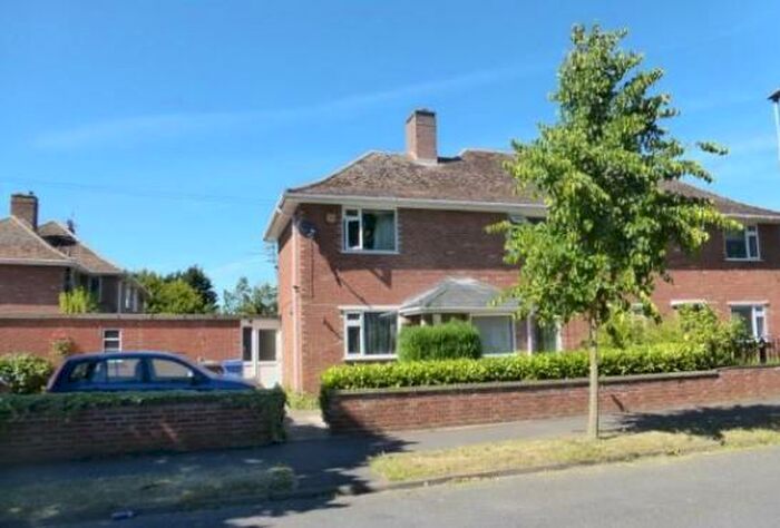 5 Bedroom Semi-Detached House To Rent In Friends Road, Norwich, NR5