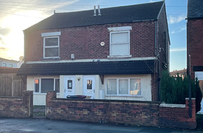 4 Bedroom Semi Detached House For Sale In Victory Road, Bolton, BL3
