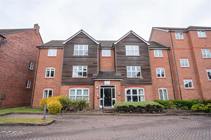 2 Bedroom Apartment For Sale In Ashtree House, The Laurels, Tamworth, B78