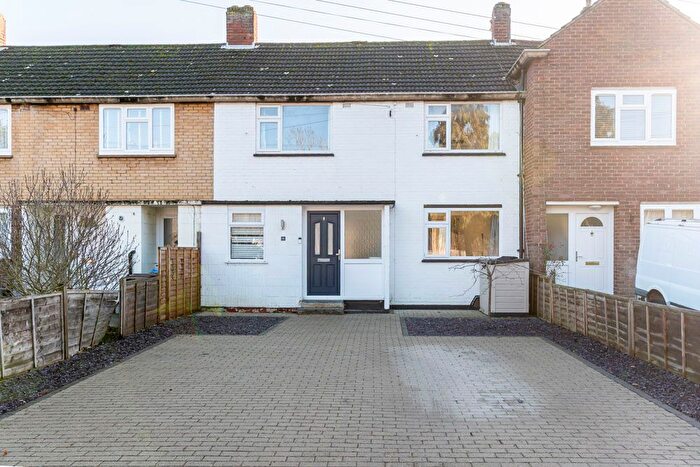 3 Bedroom Terraced House For Sale In St. Anns Road, Chertsey, KT16