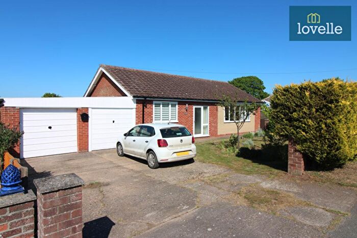 2 Bedroom Detached Bungalow For Sale In Cemetery Road, North Somercotes, LN11