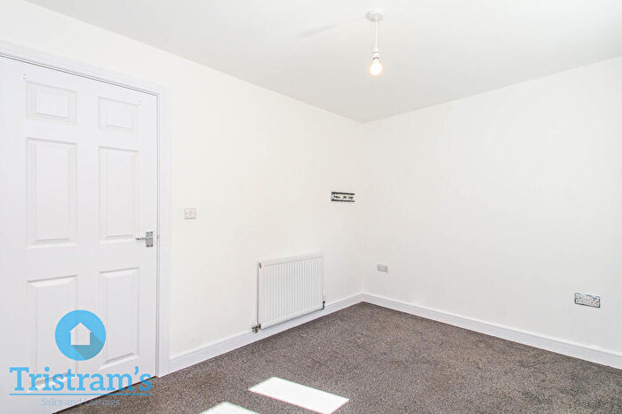 2 Bedroom Apartment To Rent In Millers Mews, Nottingham, NG6