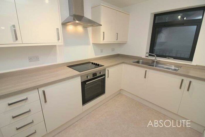 1 Bedroom Property To Rent In Strand Hill, Dawlish, EX7