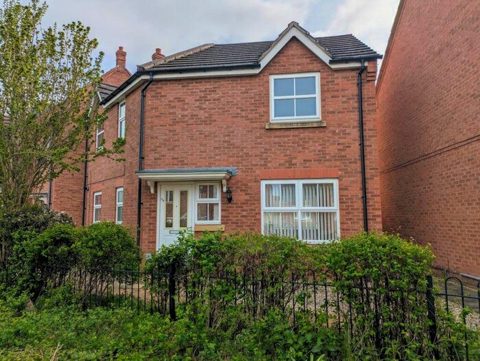 3 Bedroom House To Rent In Middlemore, NN11