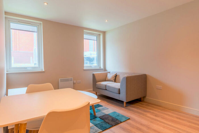 1 Bedroom Apartment To Rent In Brunswick Court, LS2