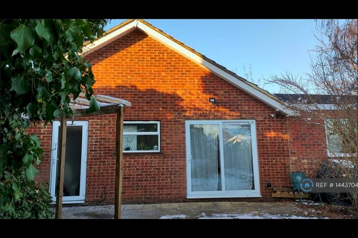 1 Bedroom Flat To Rent In Footscray Road, London, SE9