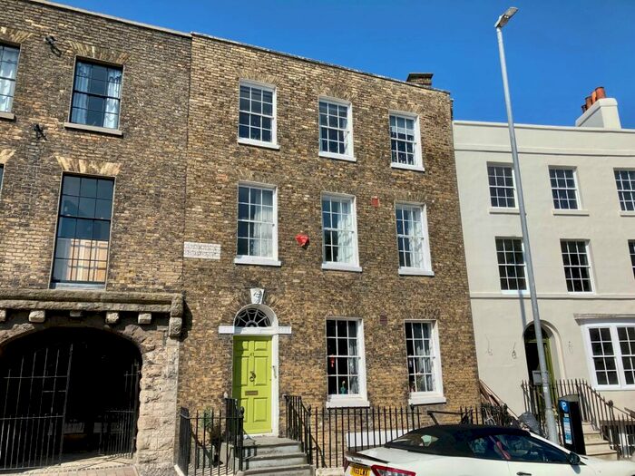 1 Bedroom Apartment To Rent In Hawley Square, Margate, CT9